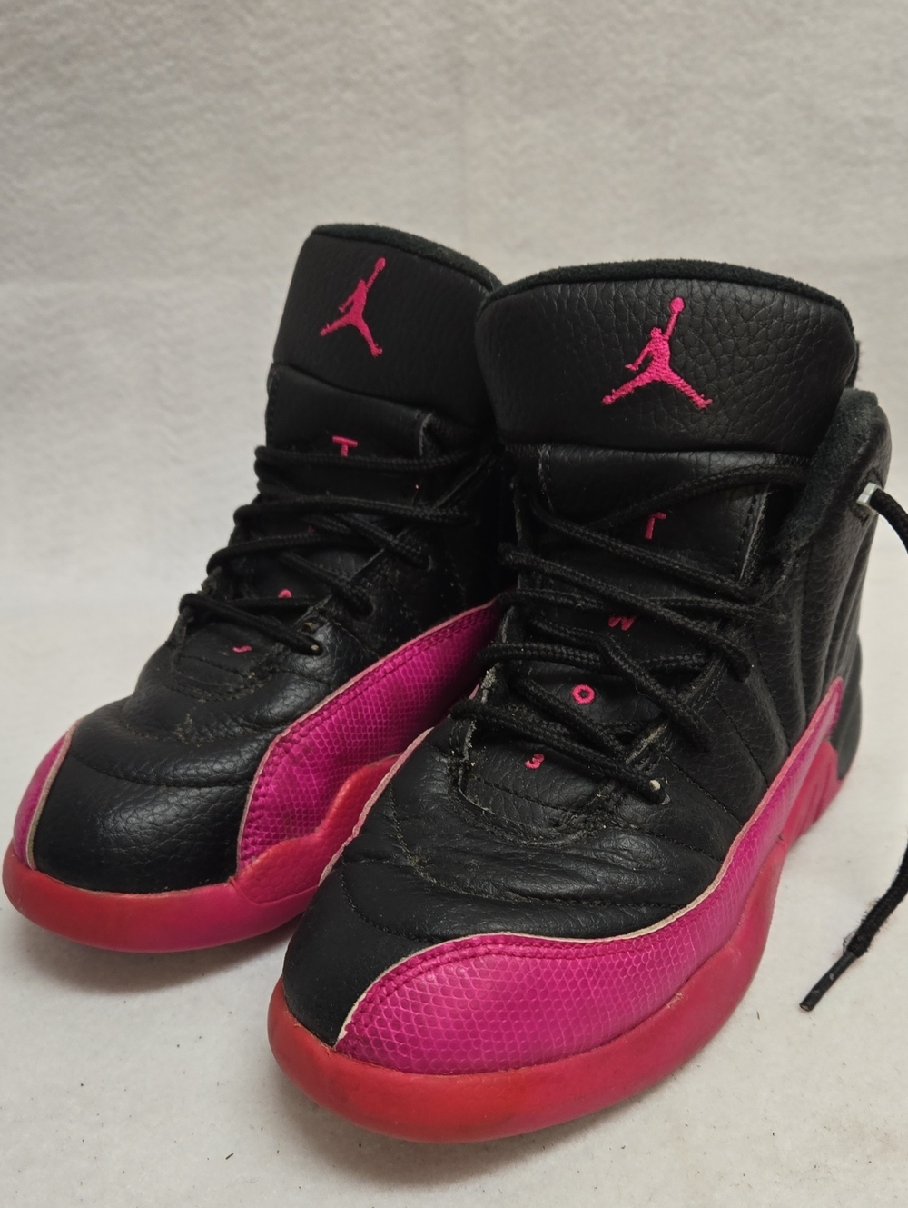 Jordan Black and Hot Pink Kids 2Y High-Top Sneakers